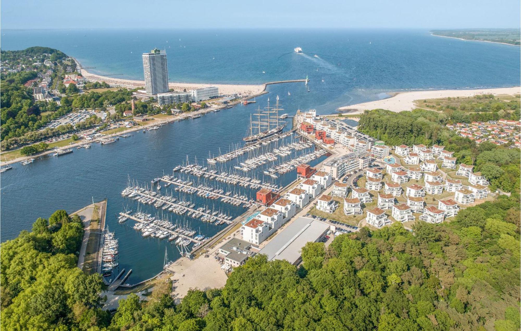3 Bedroom Stunning Apartment In Luebeck Travemuende Exterior photo